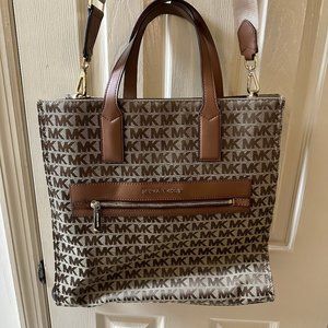 Michael Kors Kenly Logo Tote Bag